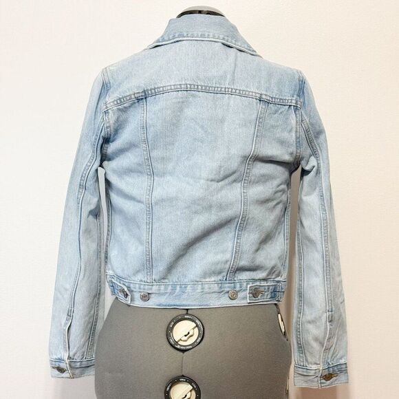 Levis Premium NWT SzXS Pool Party Medium Wash Featherweight  Trucker Jean Jacket - Picture 8 of 12